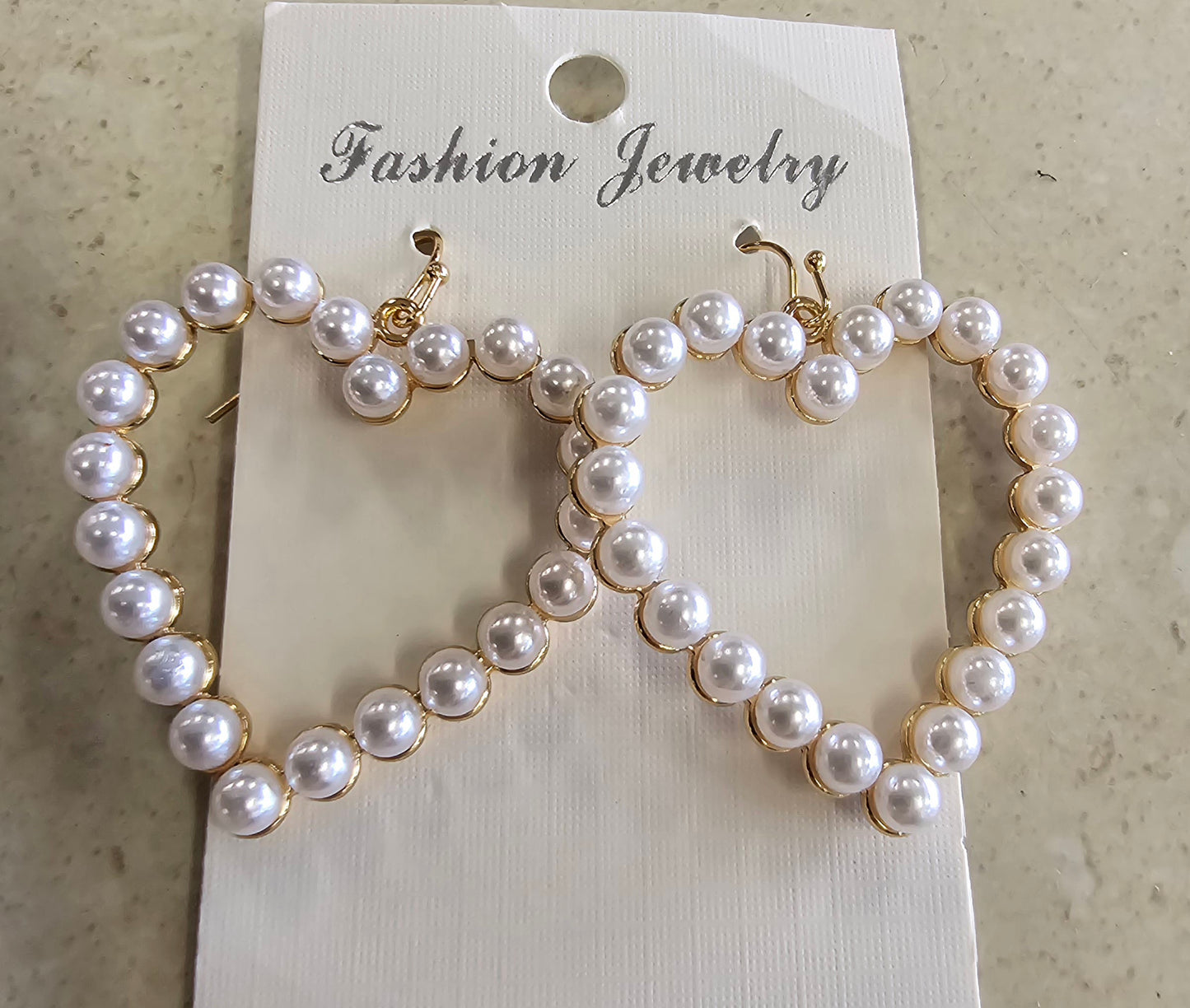 Pearl heart Earings