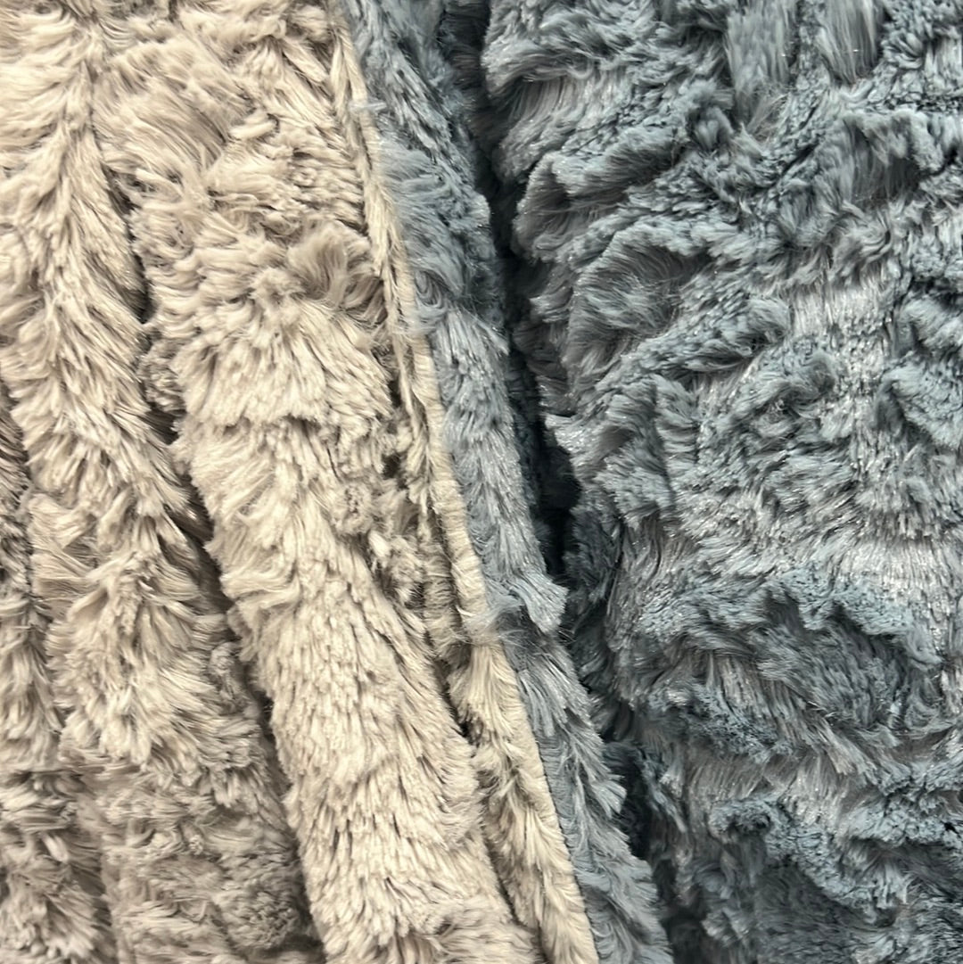Cosy Fluffy Blue/ Grey Blanket