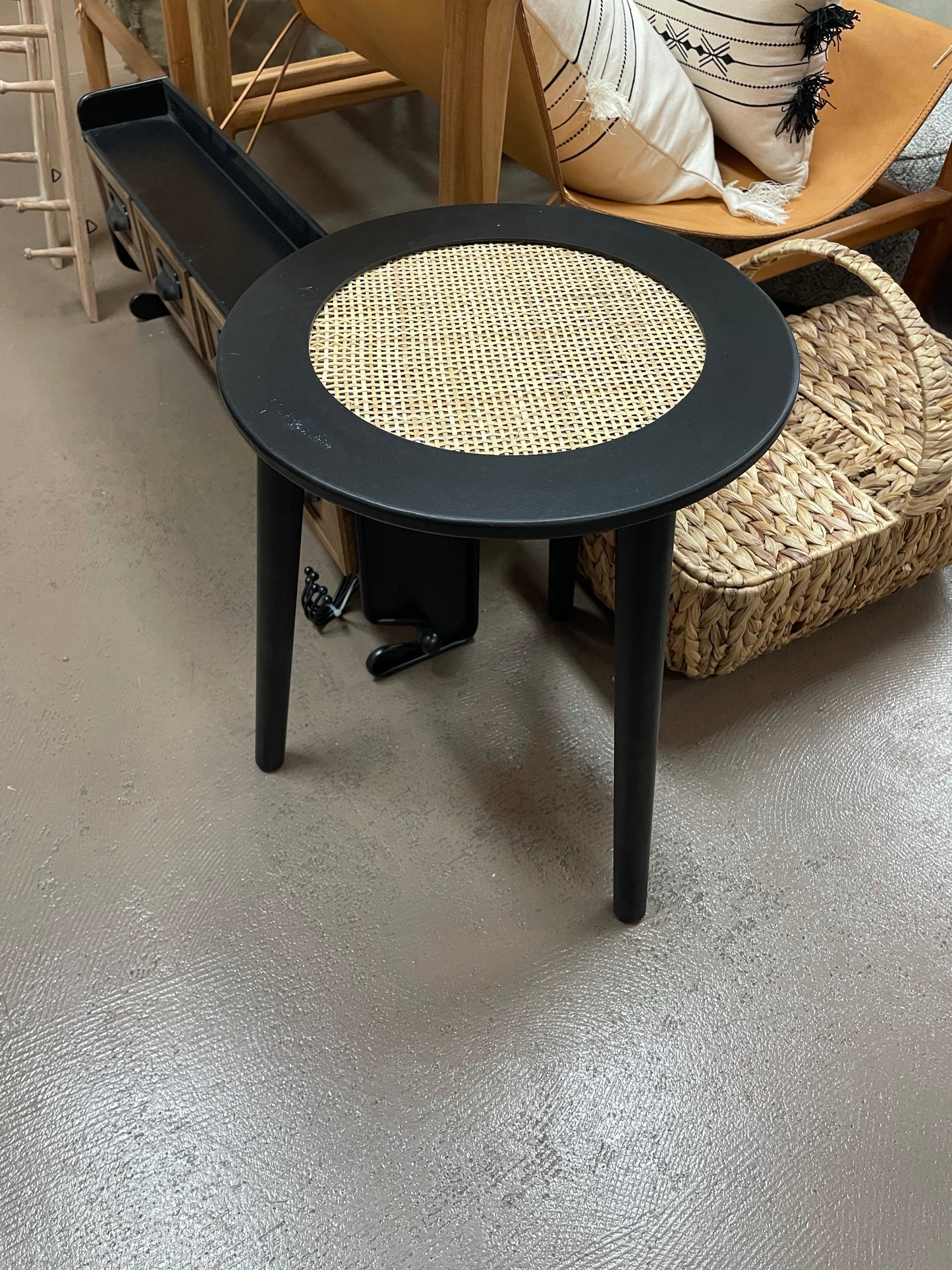 Side Tables / Stools