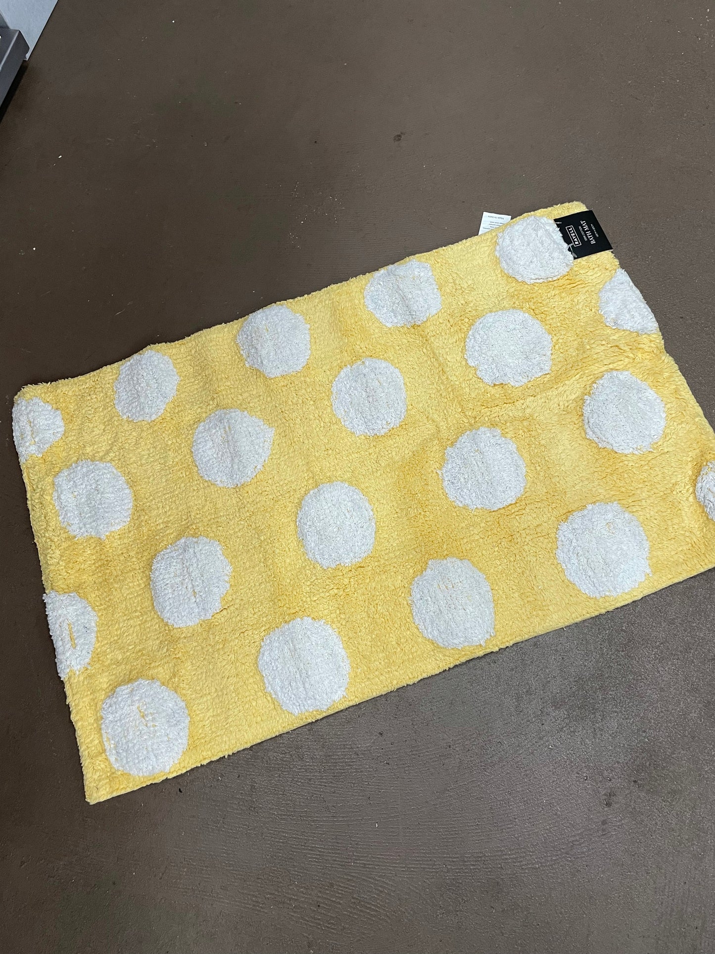 Polka Dot Bathmat